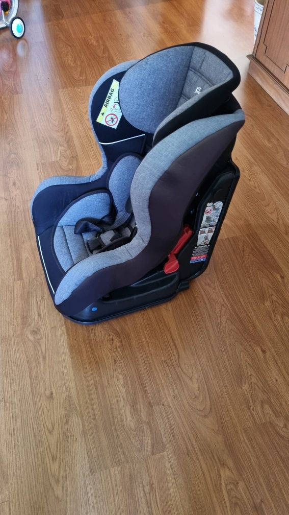 Cadeira para automóveis