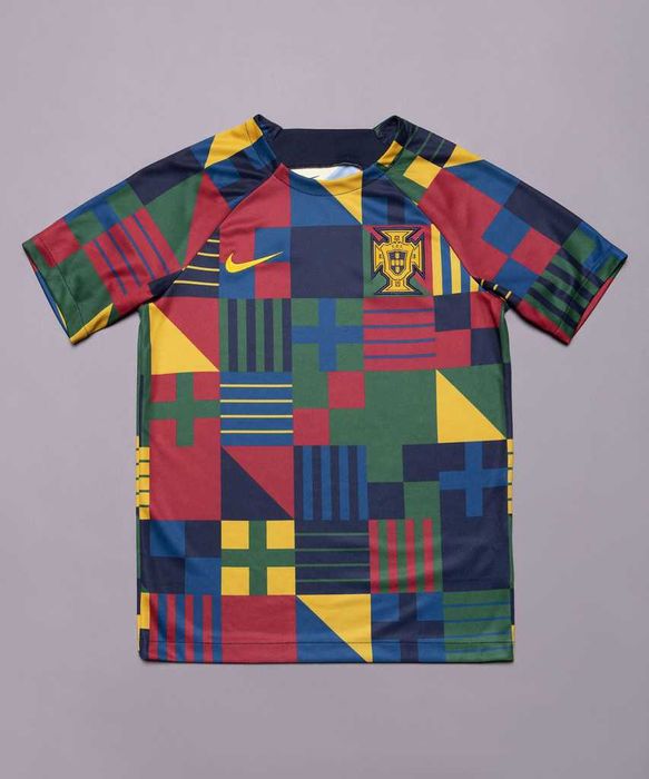 Camisola Nike Portugal Pré-jogo 2022  (XXL)