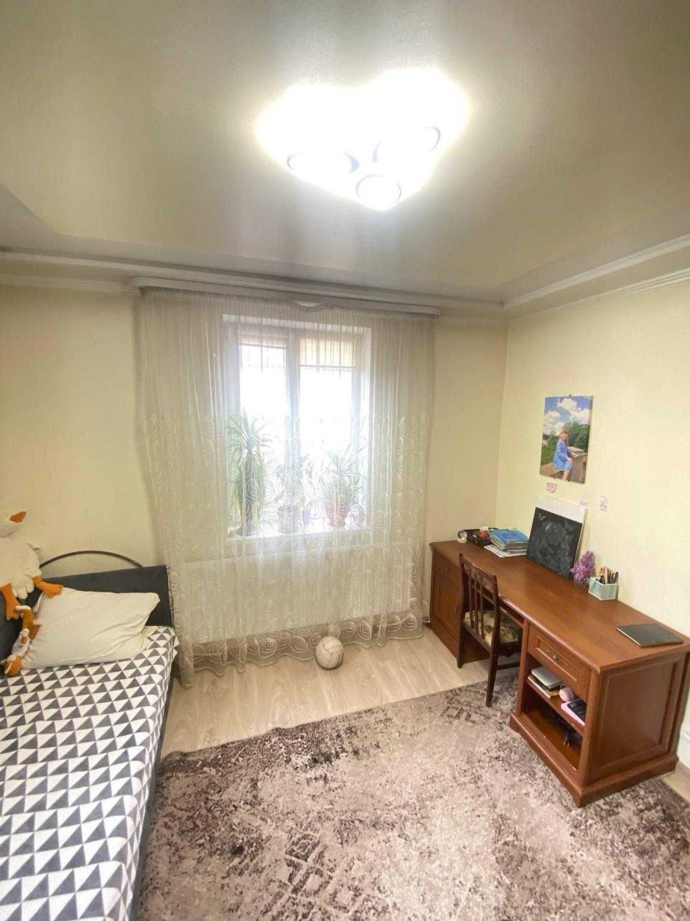 Продаж 2 кімнатної квартири, Радехів