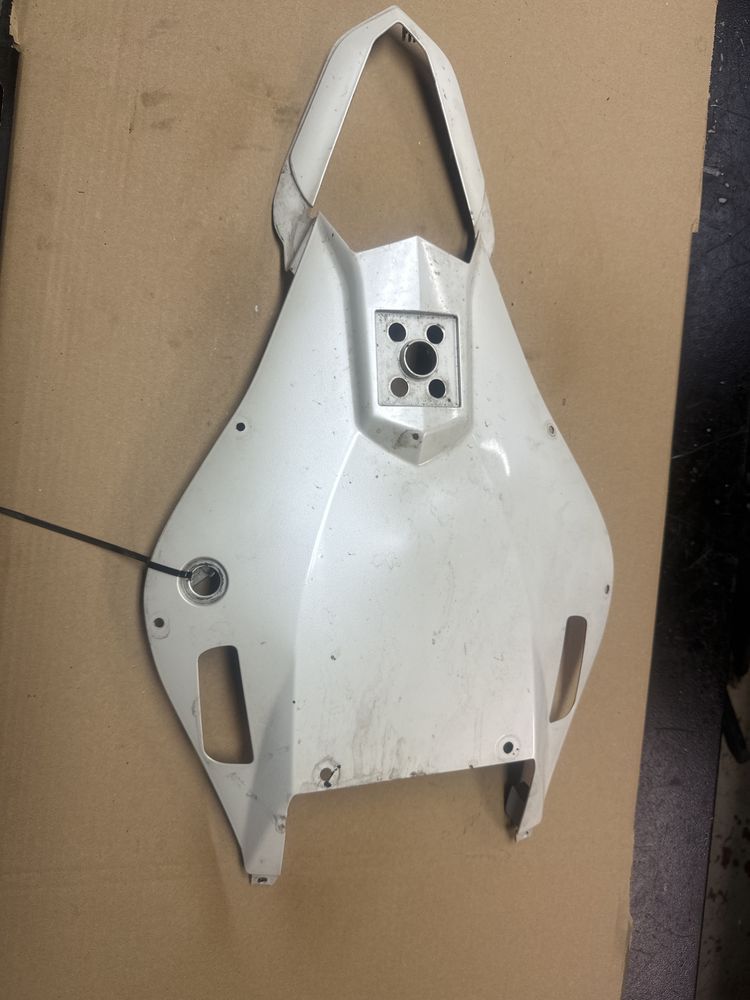 Zadupek Ogon Yamaha R6 RJ11