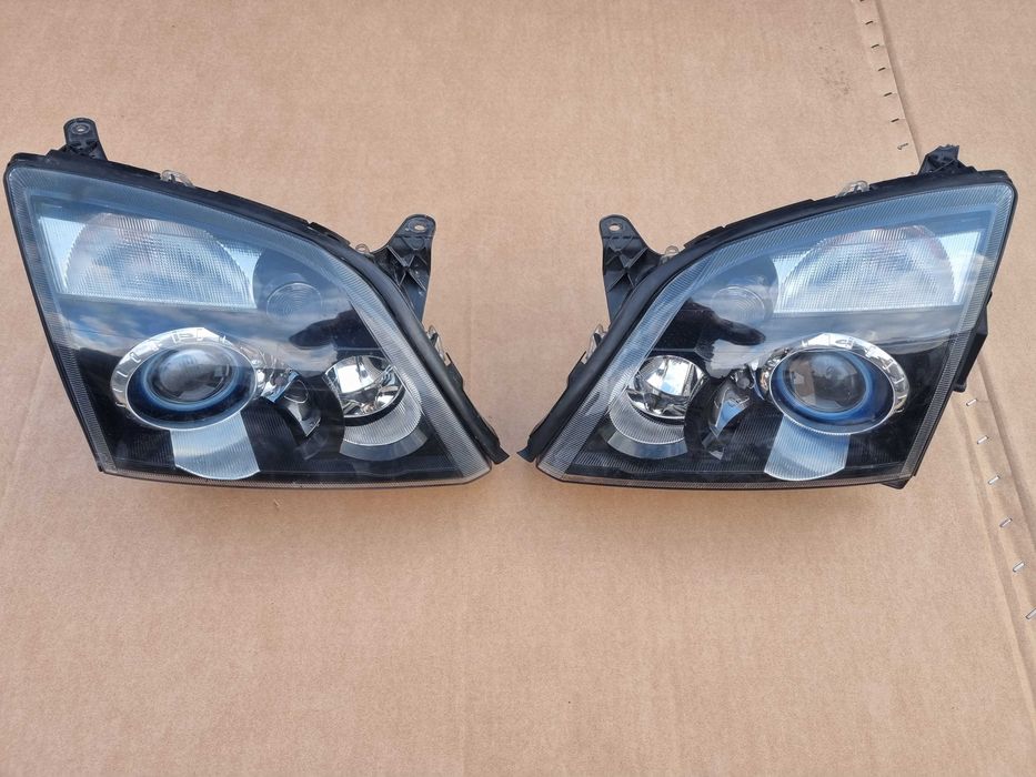 Opel Vectra C. Signum Reflektory Lewy+Prawy Bixenon KOMPLET
