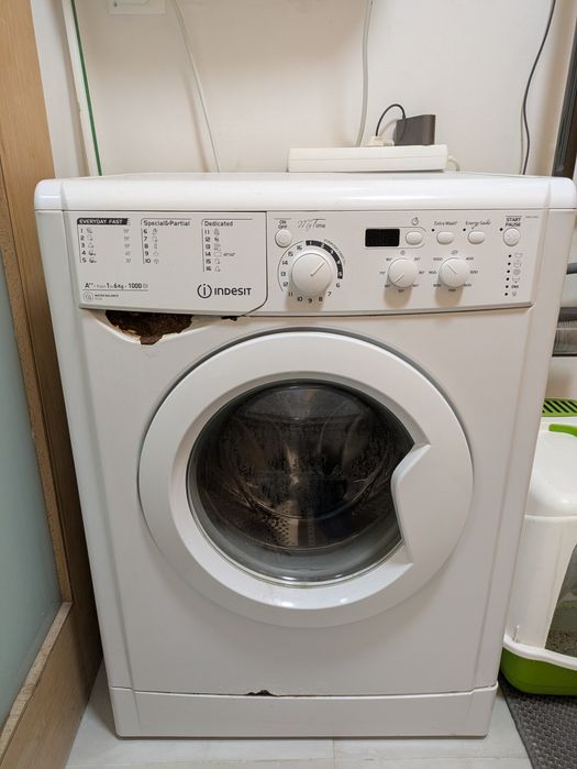 Máquina de lavar roupa Indesit (6 kg)