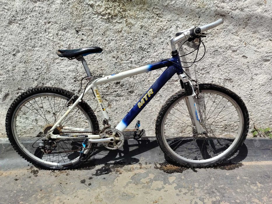Bicicleta BTT montanha