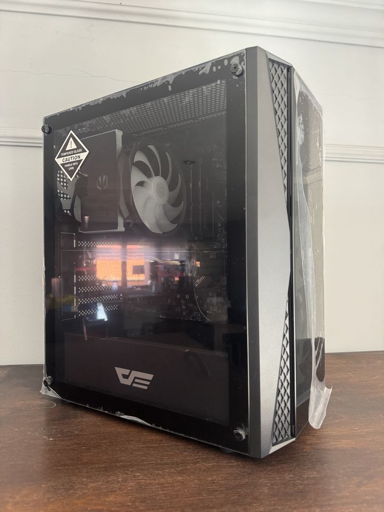 Konputer Stacjonarny i7 14700kf + mysz i klawiatura gamingowa gratis!