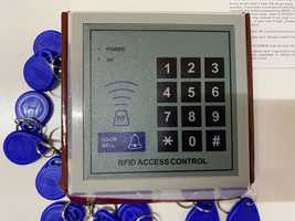 Compainha para acesso com código  e chaves RFID