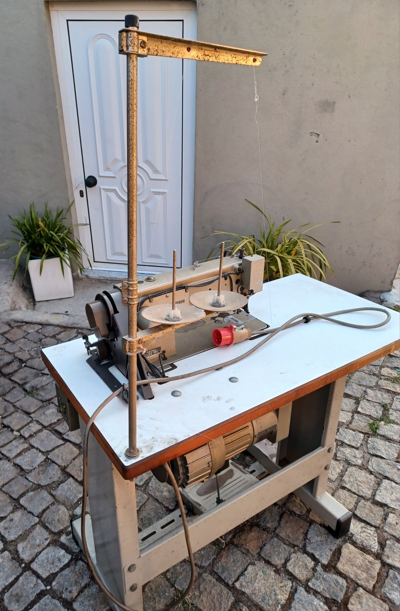 Maquina de custura industrial Mitsubishi