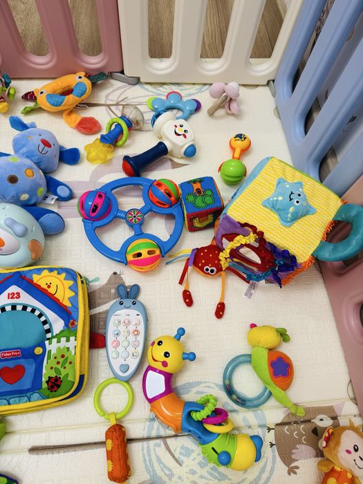 Іграшки для найменших