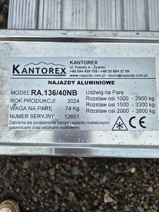 Specjalistyczne rampy najazdowe | 4,0m ↔ | 3800kg | szerokość 37cm