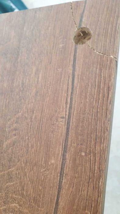 Panele podłogowe Laminowane AC/5.         
 Kolor Dąb Tajlandii 8mm.