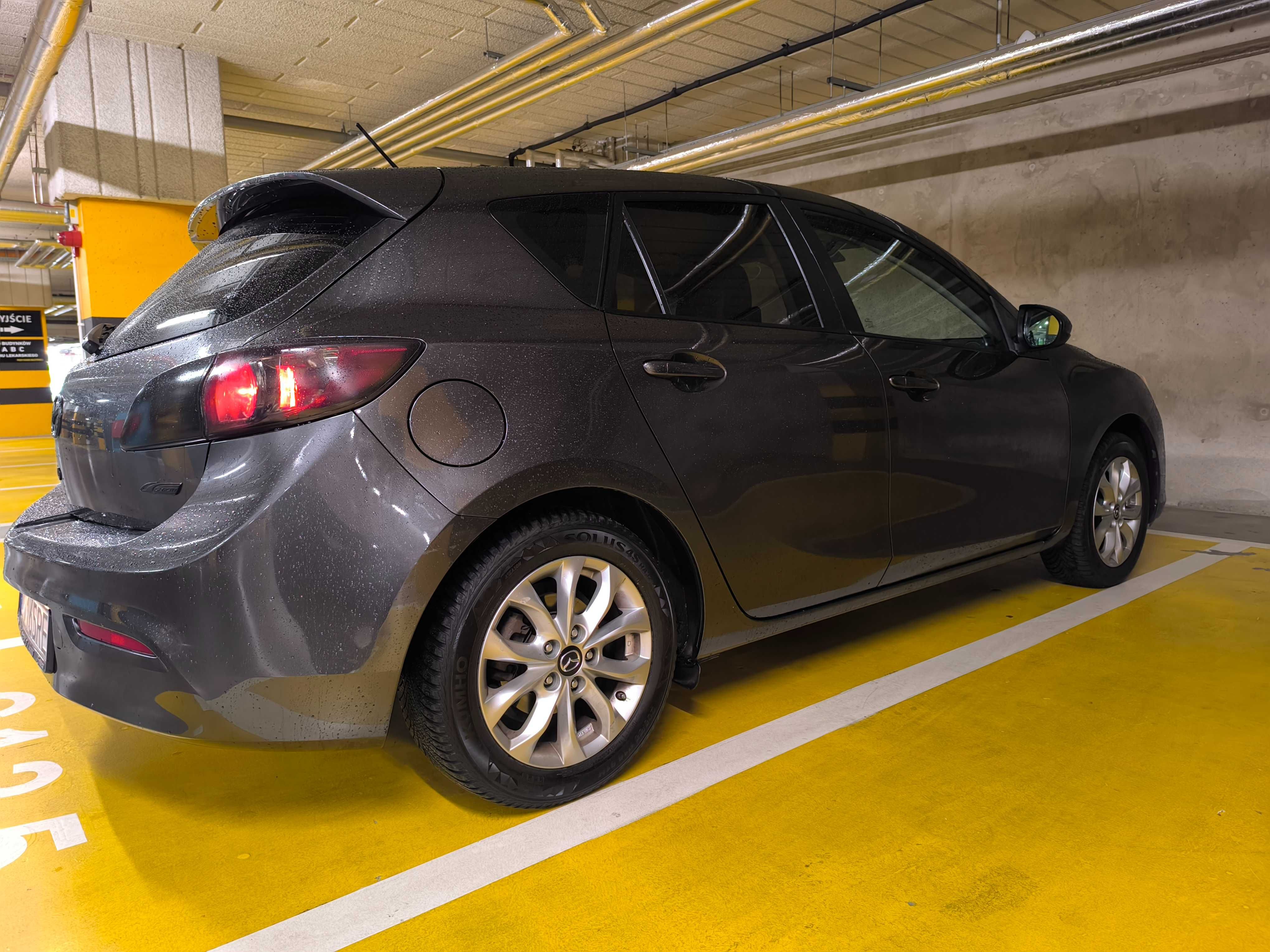 Mazda 3 Skyactiv - G. 2012. 156km.