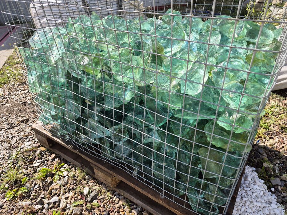 Szkło do gabionów turkusowe