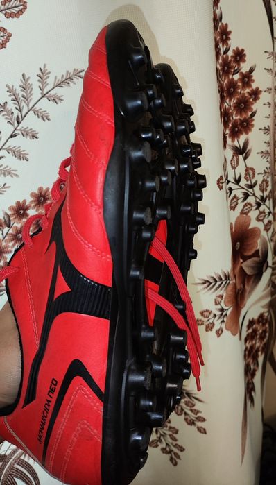 Кожаные Бутсы / сороконожки mizuno 41р 26.5