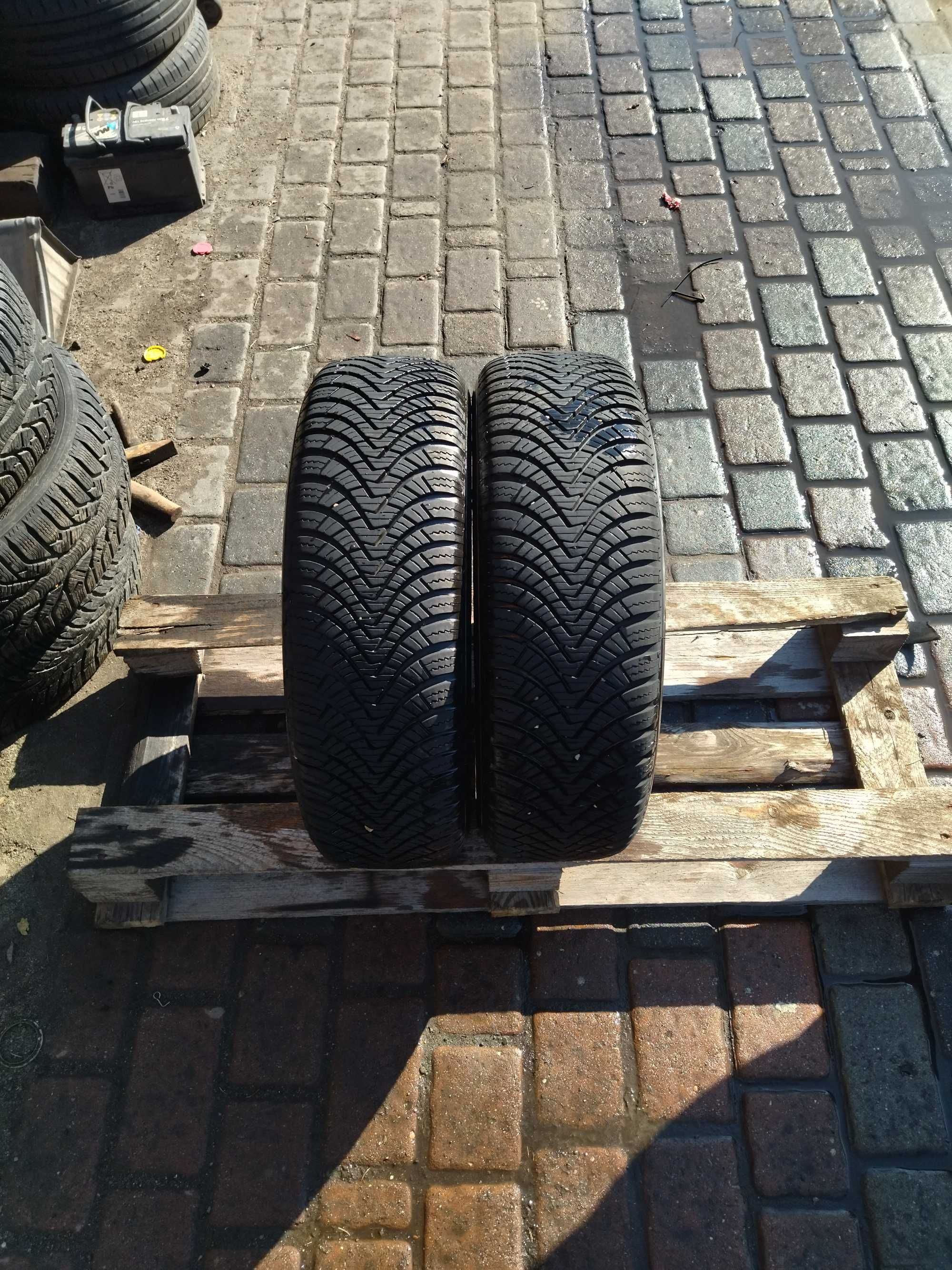 185/65R14 Laufenn G Fit 4S 86HnDot1423 2szt. wielosezon 7mm.