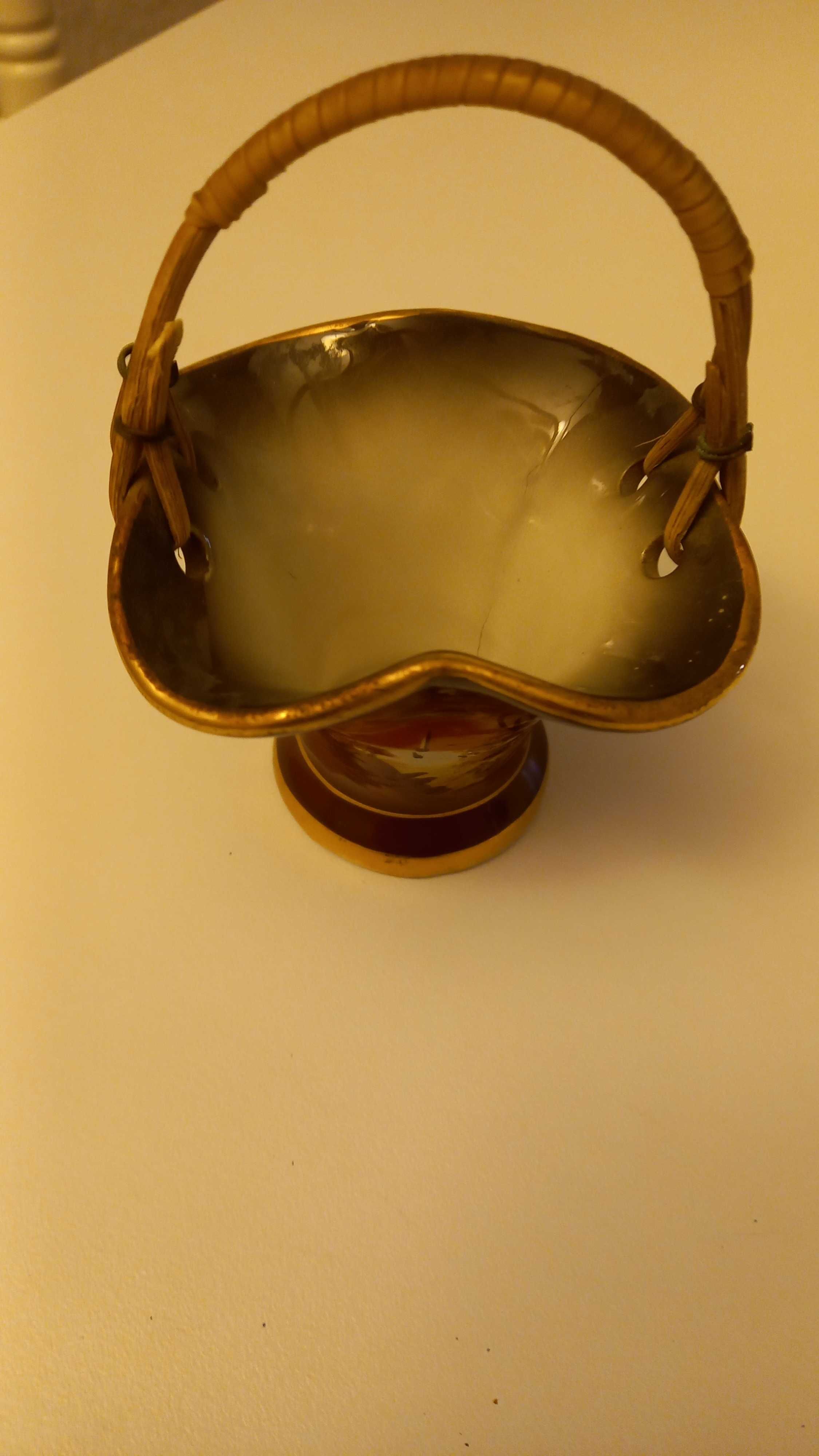 Cesta  em louça 13x9 não á cobrança