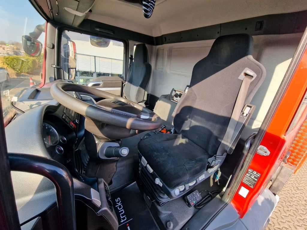 Бортовий MAN TGS 26.440 6x2 кузов 7,31м/2,47/0,54 кран ATLAS 135.2E-A2