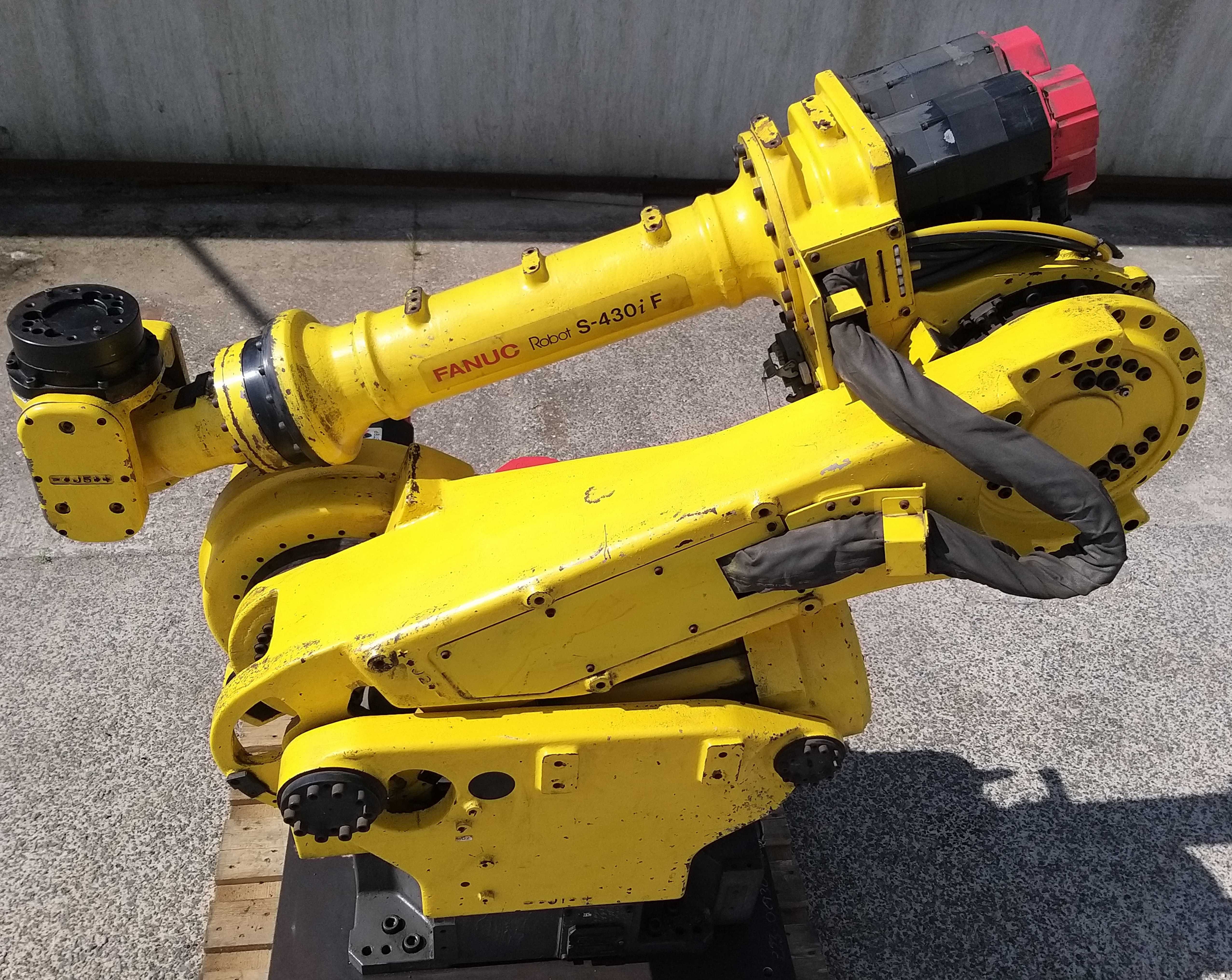 Robot przemysłowy FANUC S-430iF - jednostka mechaniczna