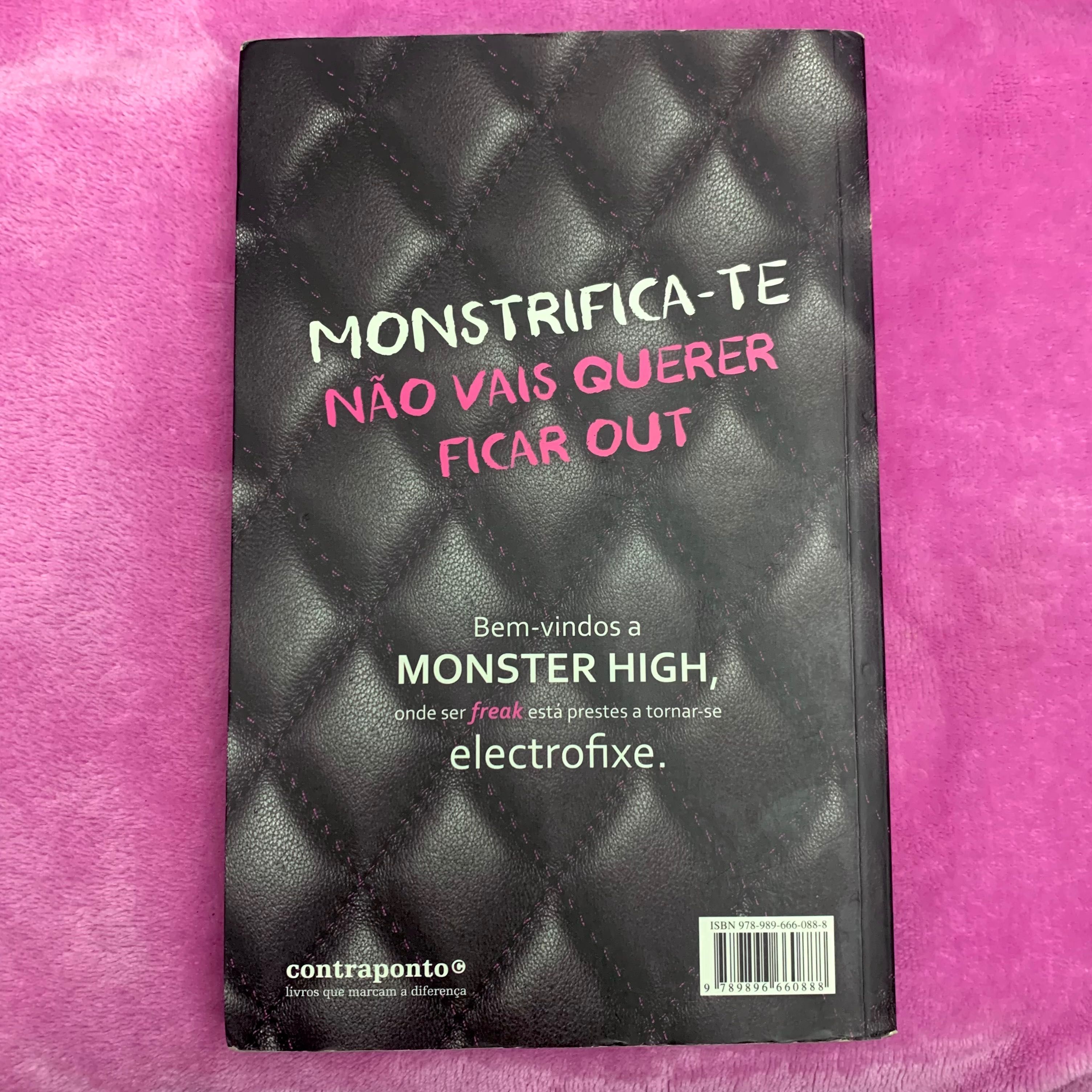 Livro Monster High