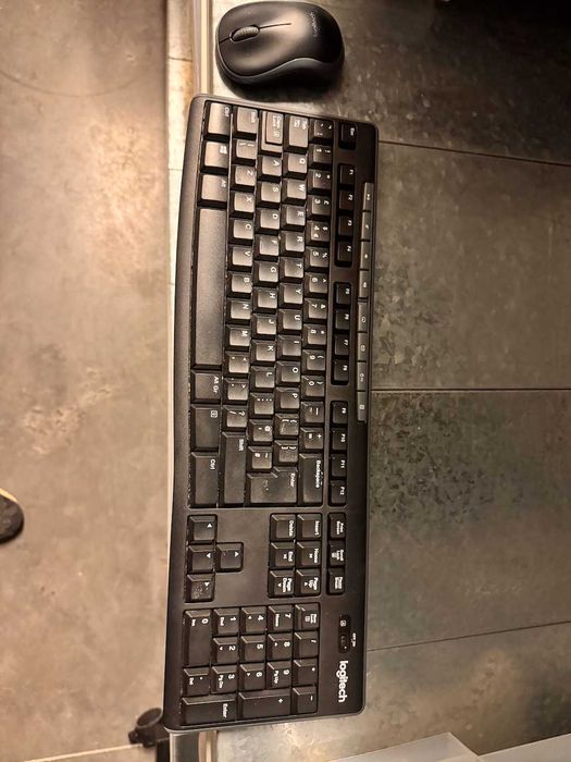 Teclado e Mouse Bluetooth Logitech K270