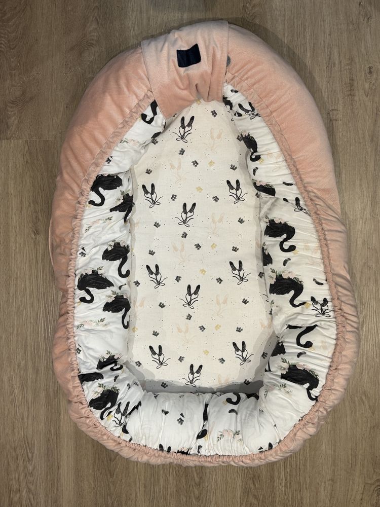 La Millou Kokon Best Nest Velvet Collection Moonlight Swan