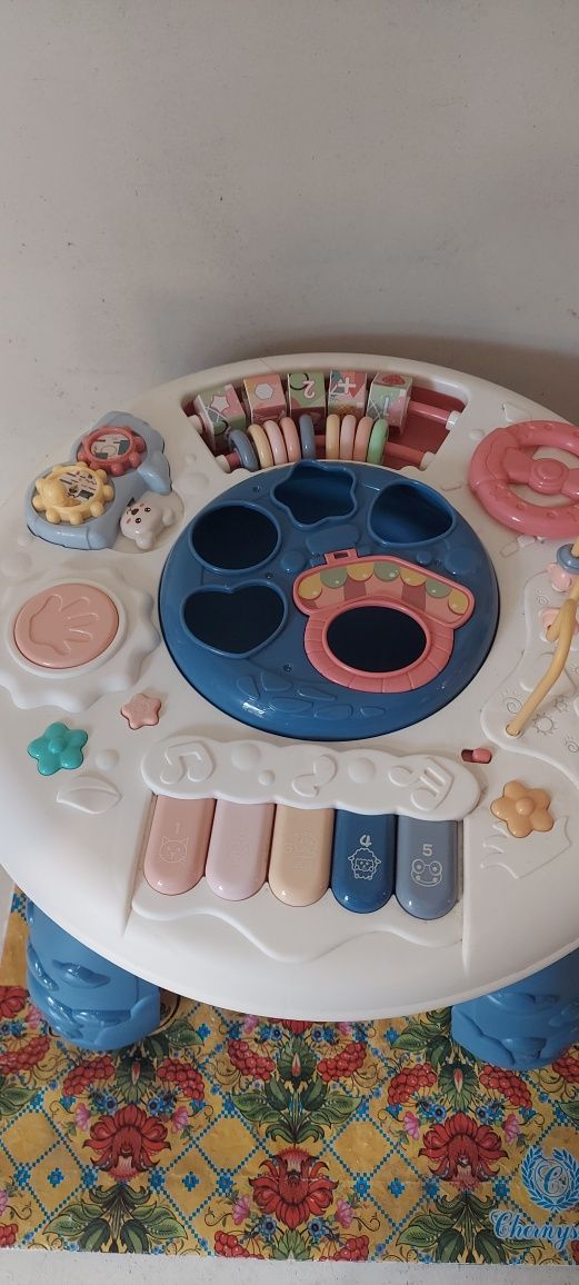 Детский музыкальный столик