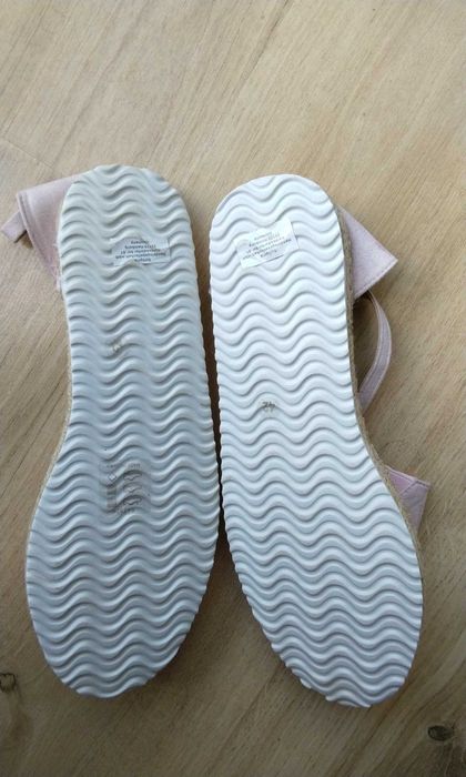 Różowe espadryle damskie