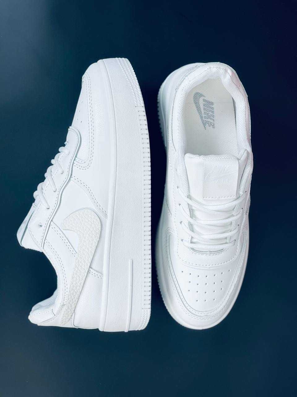 Белые кожаные красовки Nike Air Force 1 Кроссовки Найк Аир Форс Лето