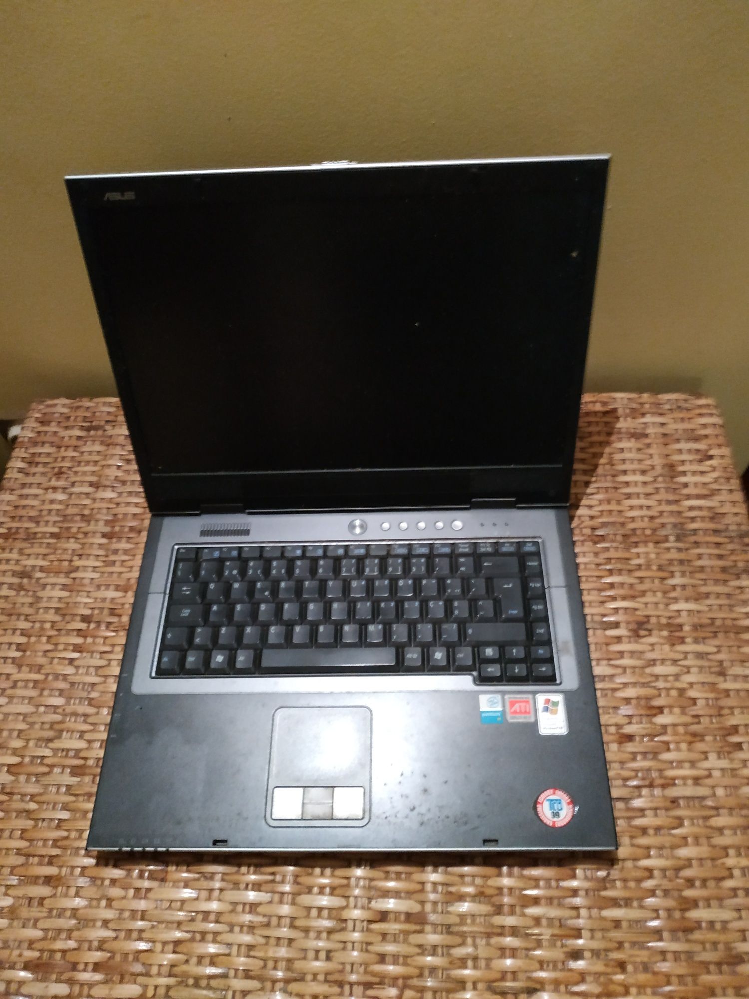 Computador portátil ASUS