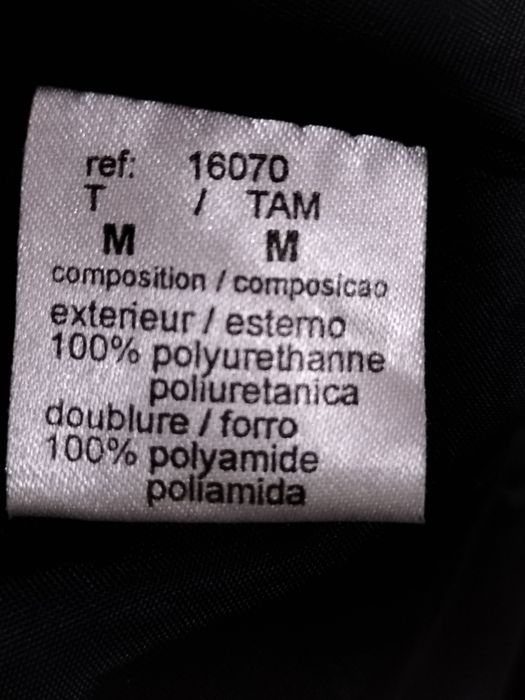 Calças em Napa Preta