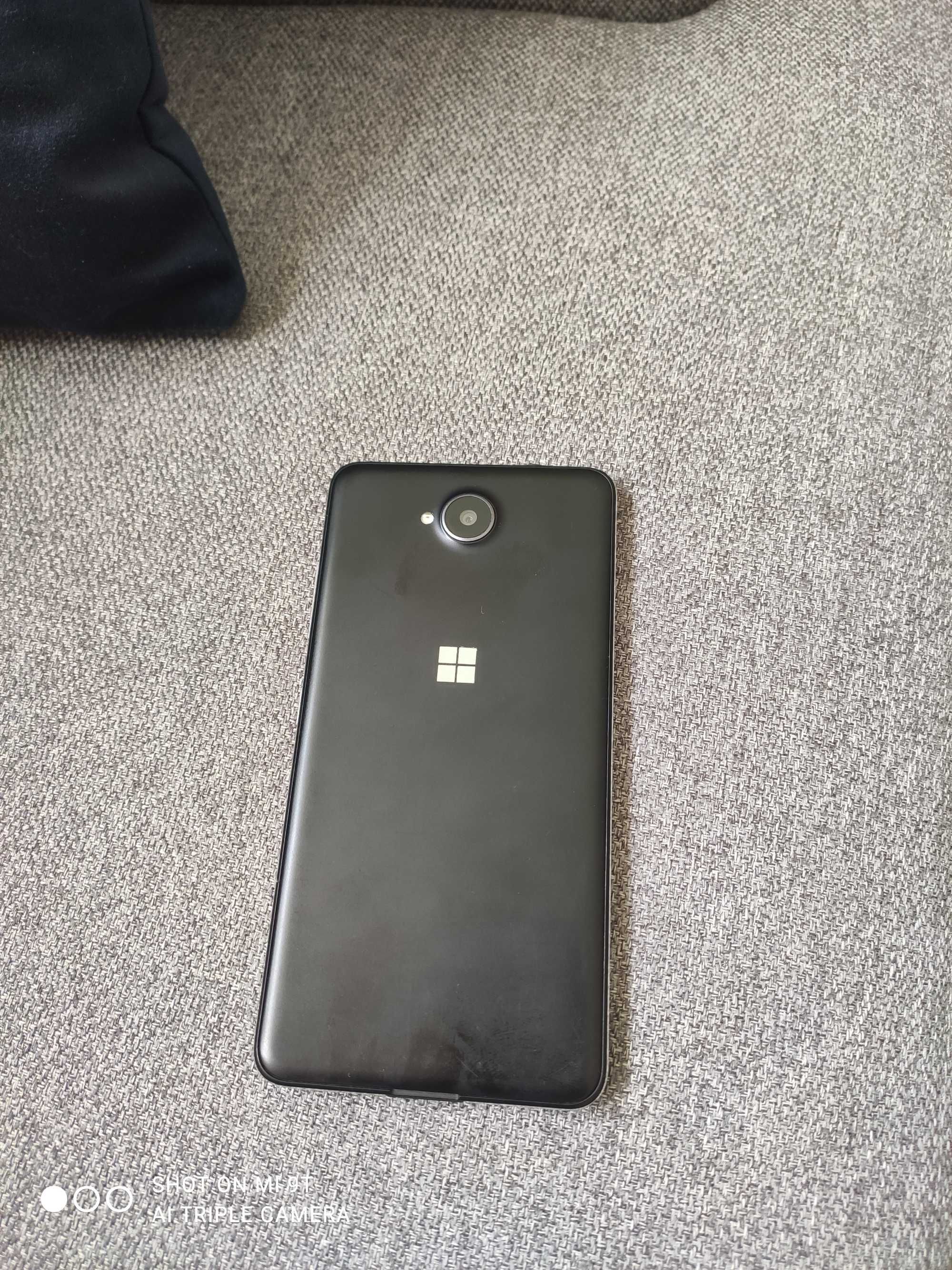 smartfon motorola e20   + microsoft gratis