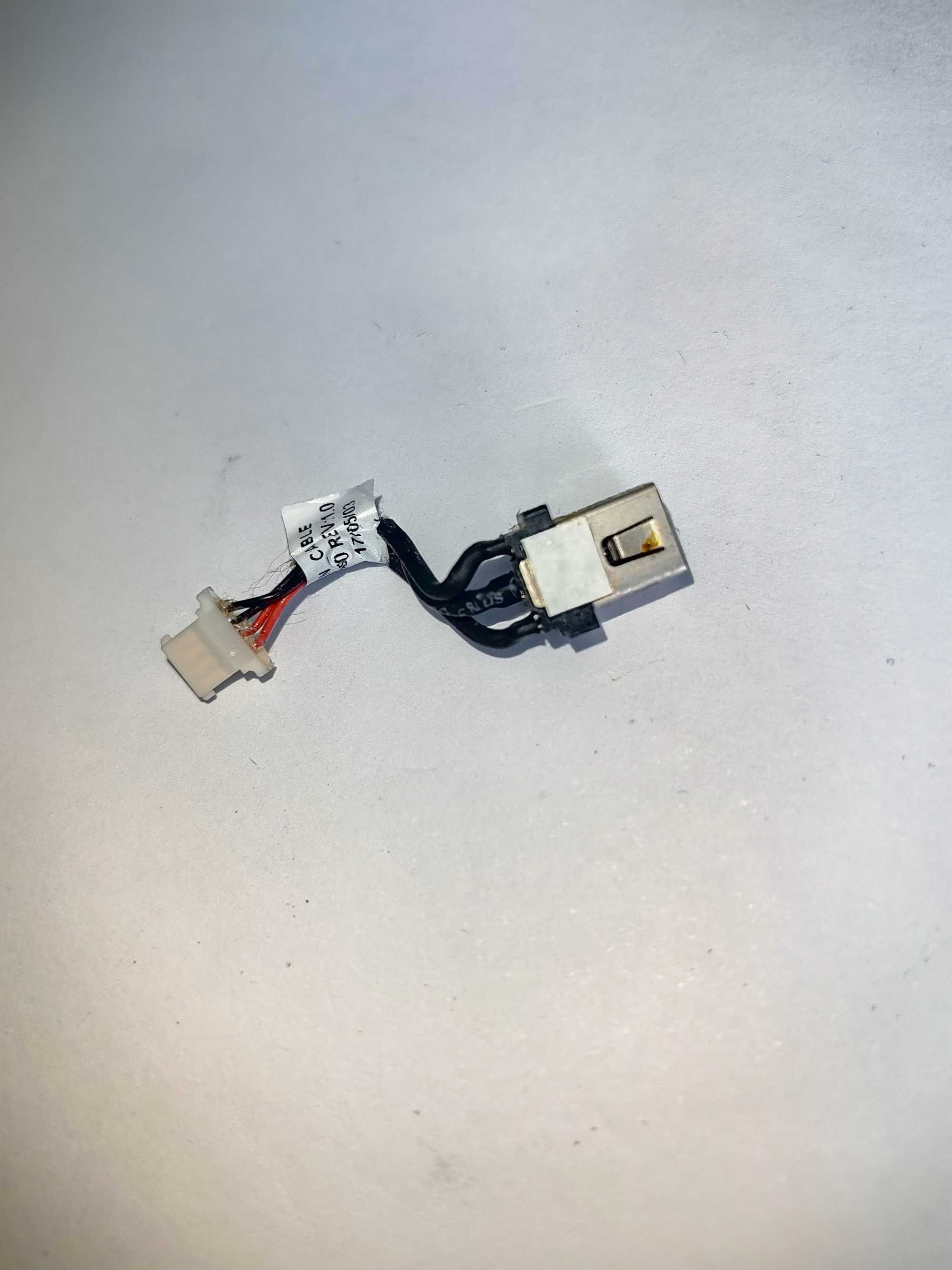 Kabel zasilania DC-IN Lenovo Yoga 520-14IKB / Flex 5-1470 – 5C10N67714