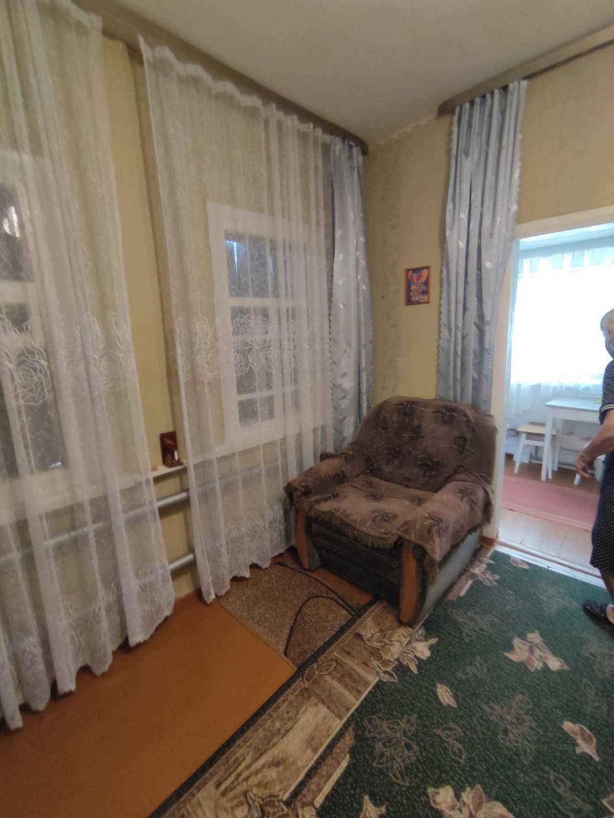 Продам 1/2 дома в Чугуеве