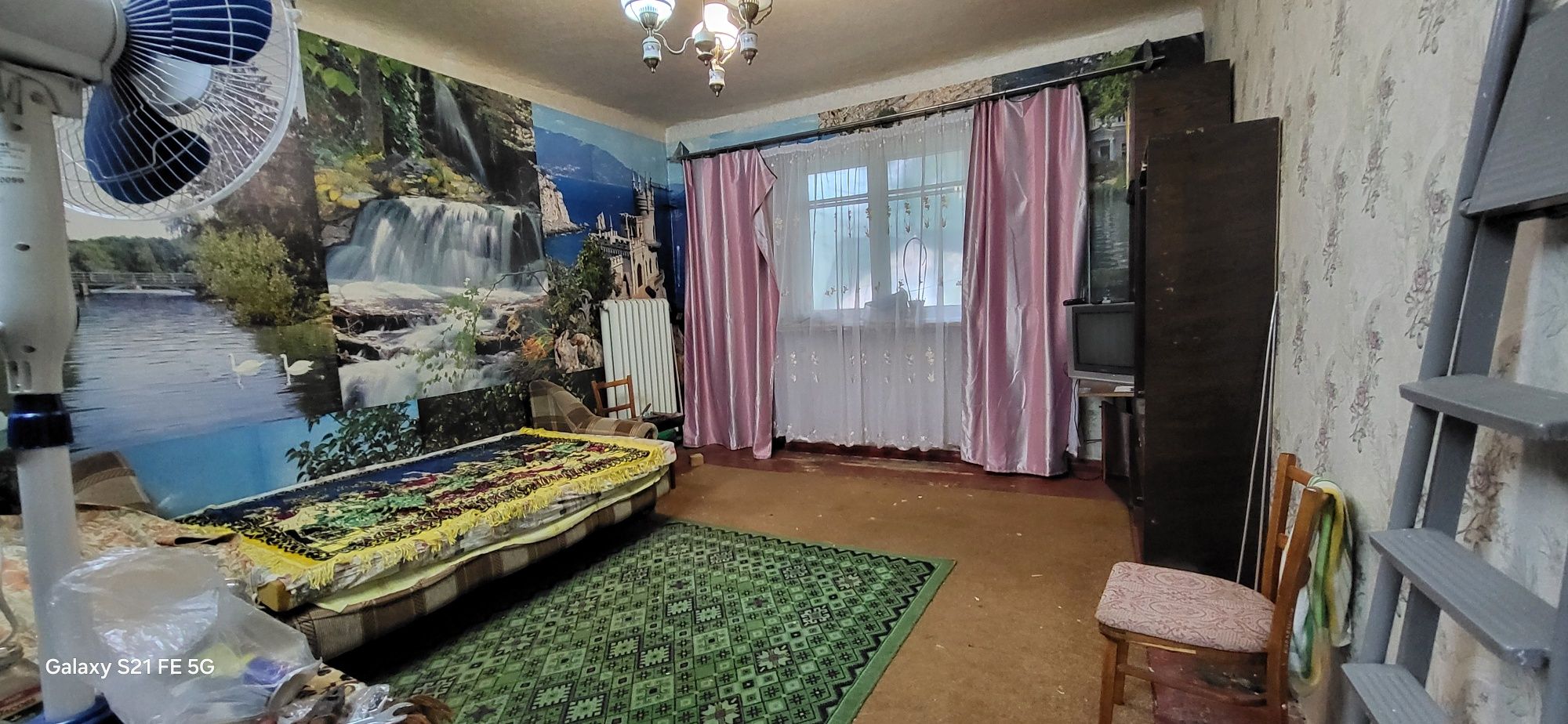 Продам 2 х комн.кв в районе Металлургов / 3 этаж / полномтражная