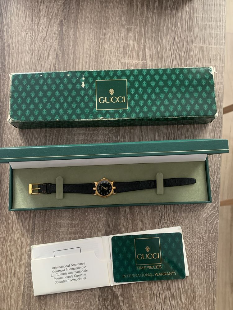 Оригінальний годинник Gucci 3400L