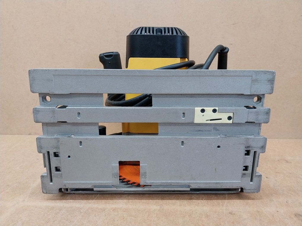 DeWalt DWS520 Zagłębiarka Piła Najazdowa Pilarka Tarczowa 1300W 2023r