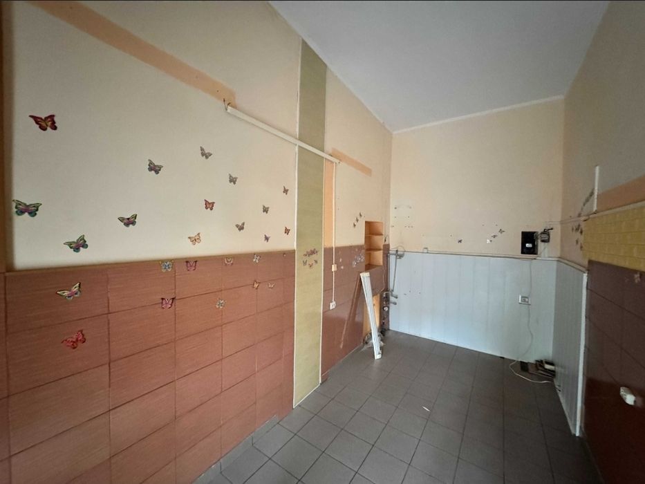 Корабельный р-н аренда помещения Корабелов 12 ,13м 5000грн