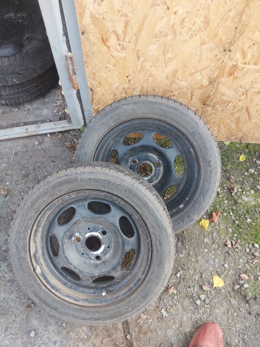 Диски з резиною зима  смарт 185 55 r15 пара зад