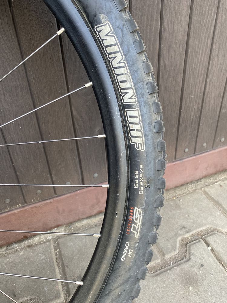 Koła 27,5 bontrager maverick pro, sztywne osie, z oponami