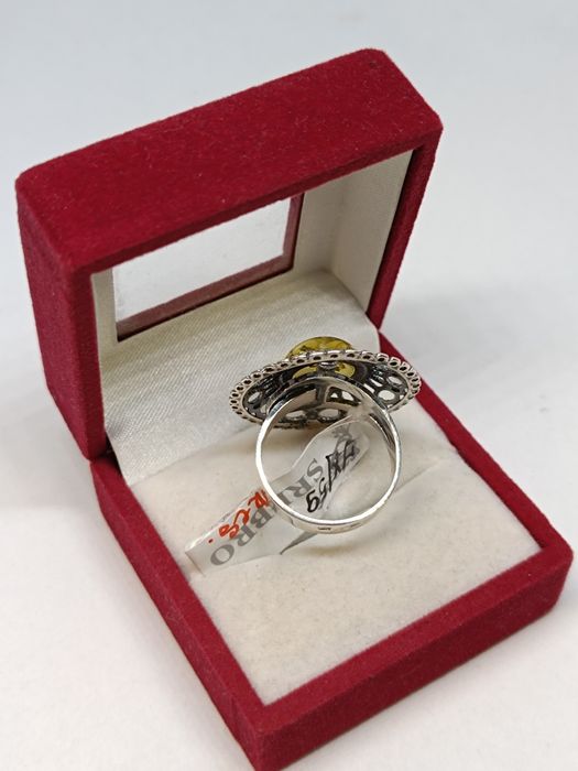 Srebrny pierścionek z cytrynowym bursztynem regulowany, rezerwacja