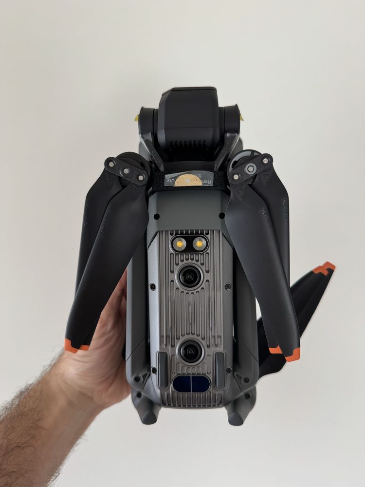 DJI Mavic 3 V2.0 - Dupla Camara