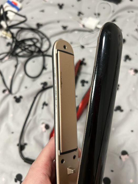 Плойка, вирівнювач