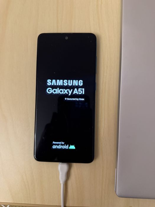 Телефон Samsung не працює