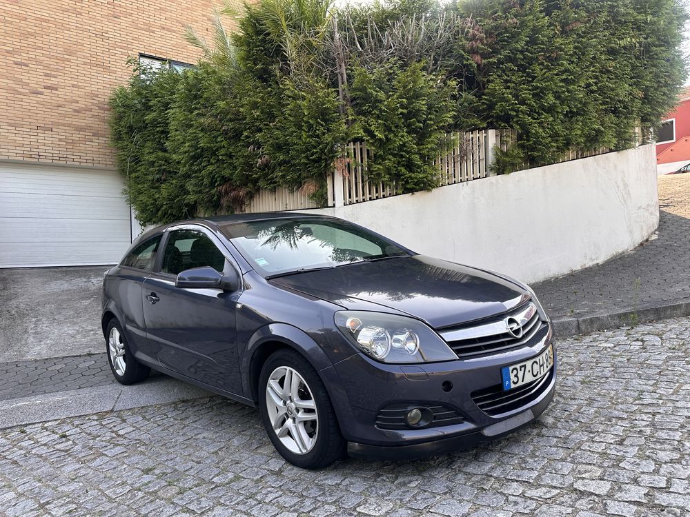 Opel Astra GTC 1.3CDTI 5Lugares 2006 nacional impecável