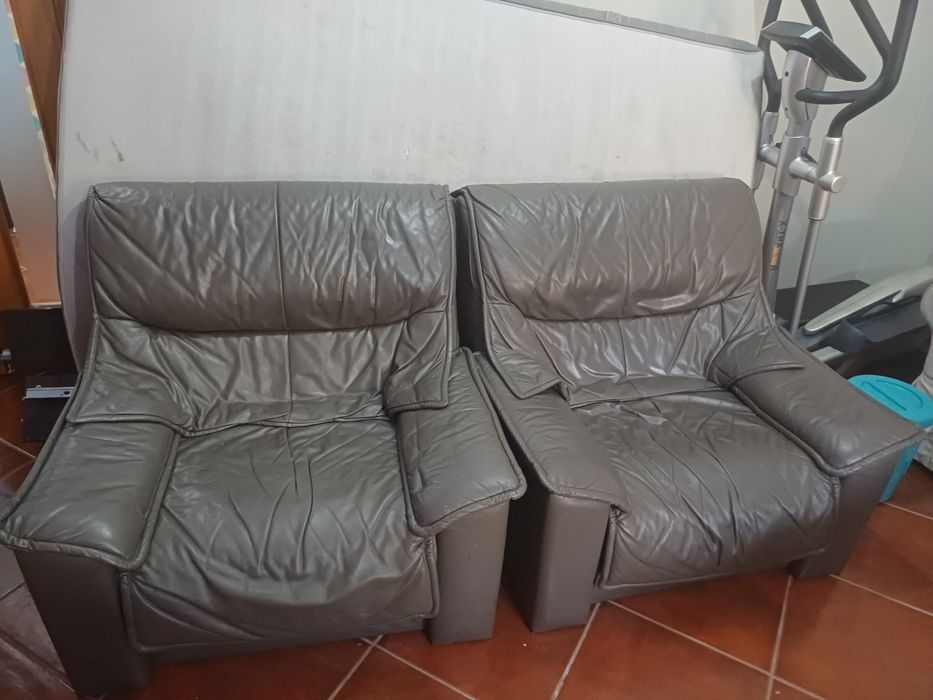 Sofá belga em couro