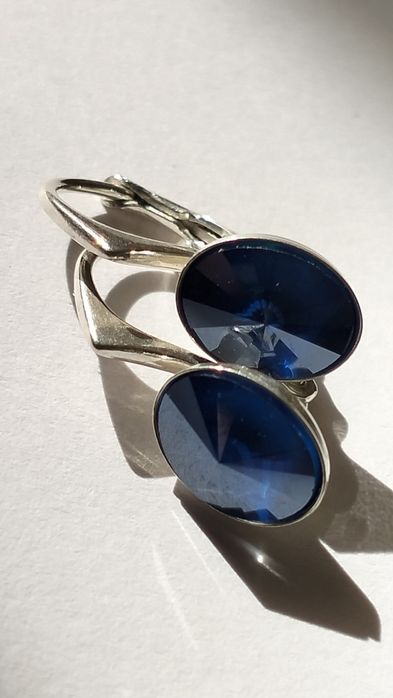 srebrne kolczyki z kryształkami swarovskiego