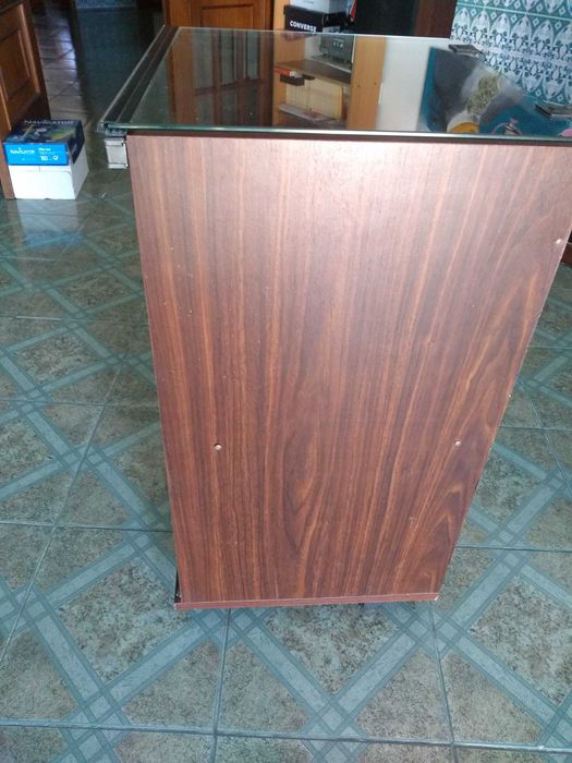 Móvel para aparelhagem com gira discos, VINTAGE!