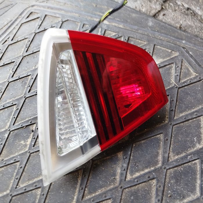 Lampa klapy BMW E90  lewa