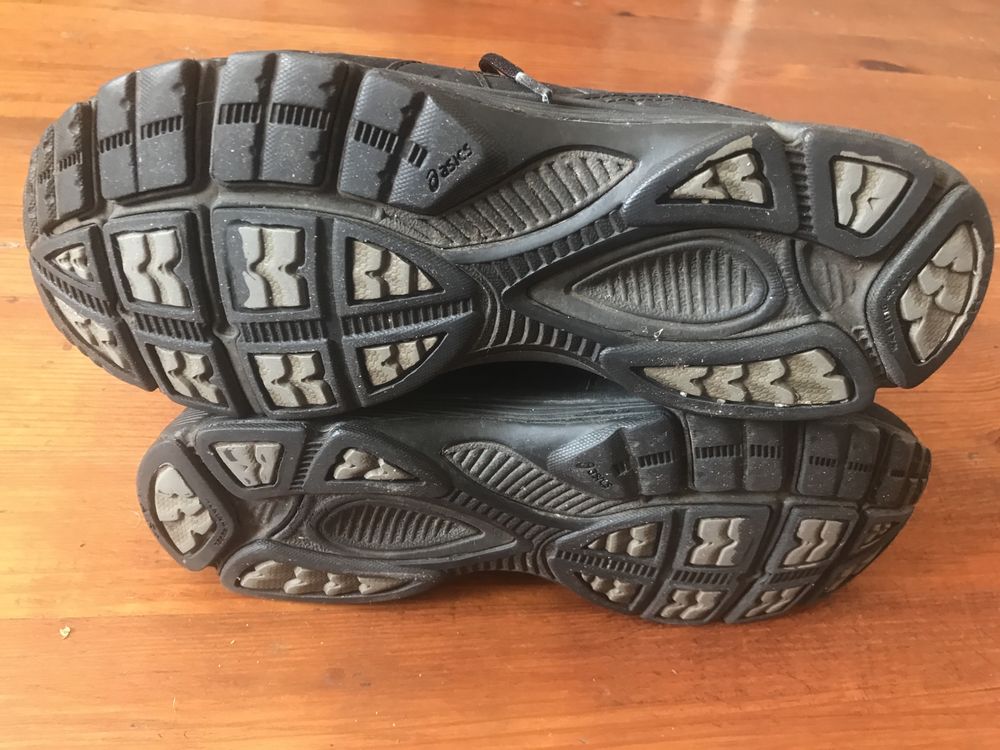Кросовки кросівки асікс asics