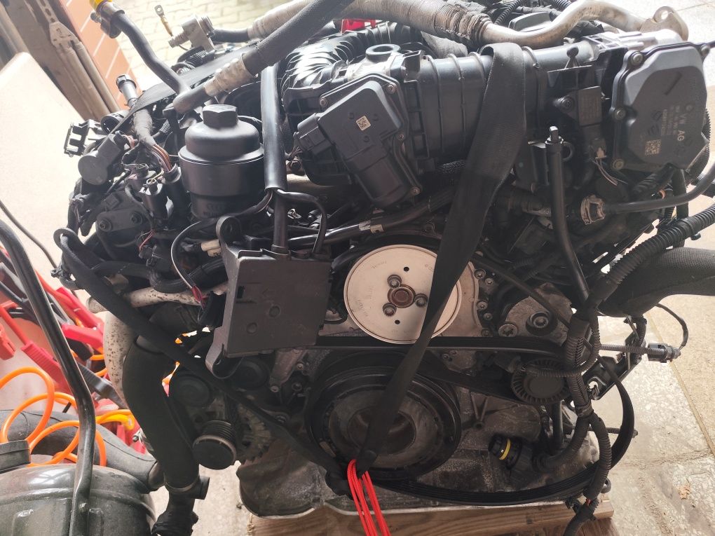 Uszkodzony  Silnik Audi A6 C7 lift Q7 3.0 TDI 218 km CRTE + dpf