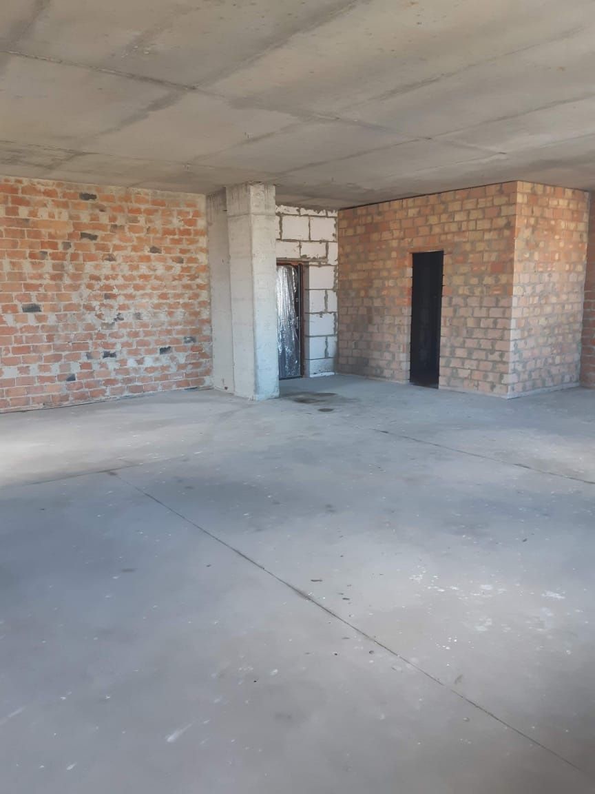 Срочно продаж  квартиру 3 комната 90 м2м
