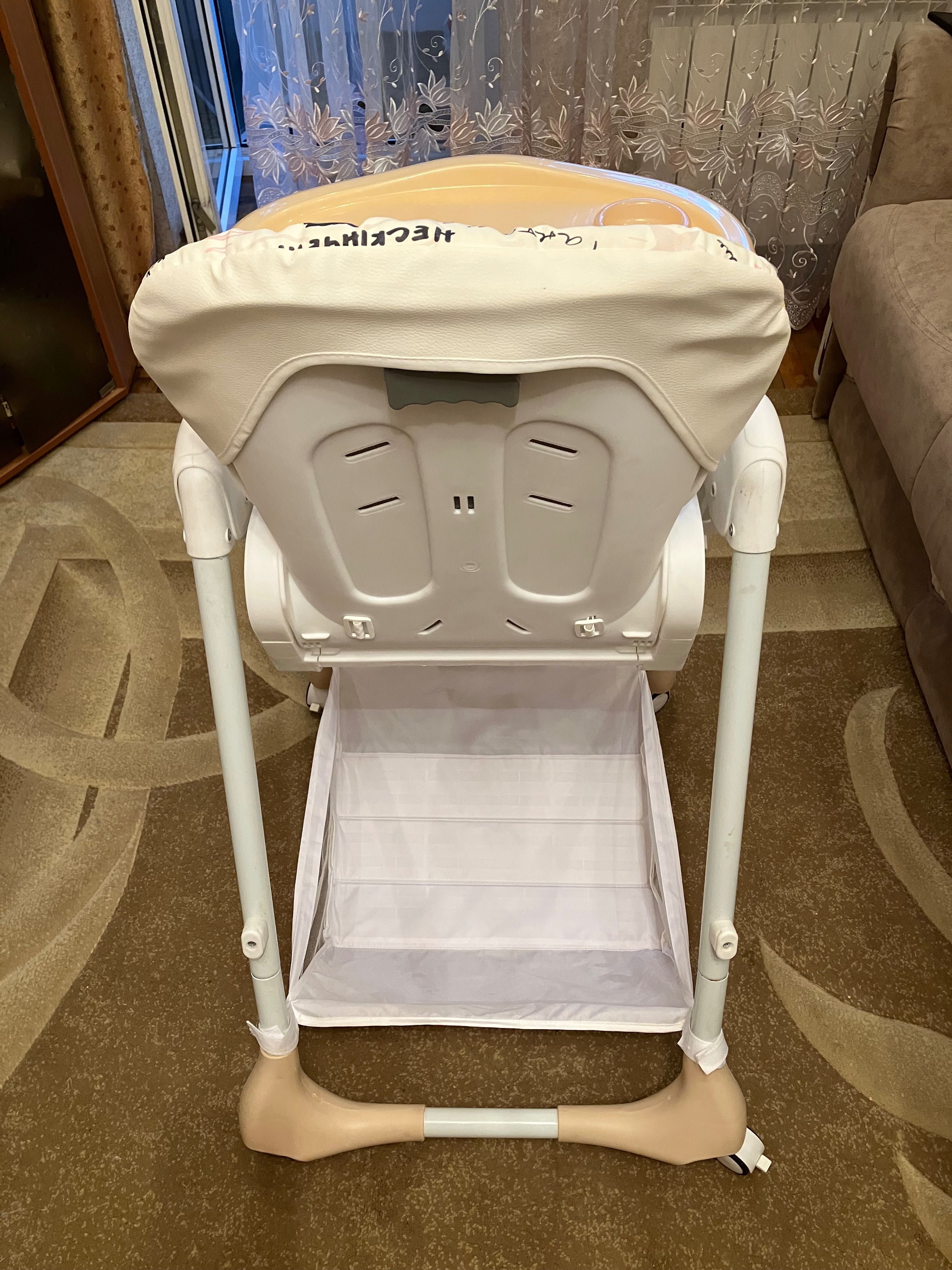 Дитячий стільчик для годування TILLY Bistro T-641/2